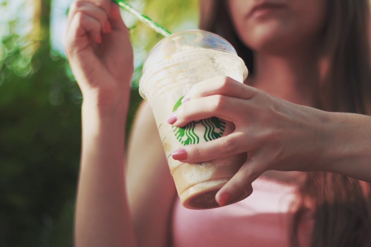 スターバックスのコーヒーの写真