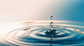 水面の写真